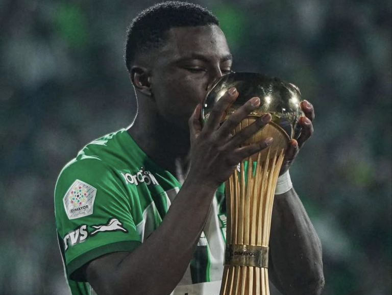 Hinestroza no seguiría en Nacional y llegaría a otro club colombiano